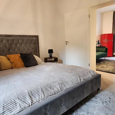 Deluxe Apartement Numero 11 *
